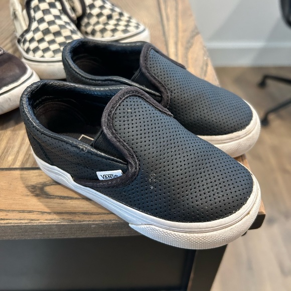 Toddler vans size 6 (3 pairs) - Picture 3 of 6